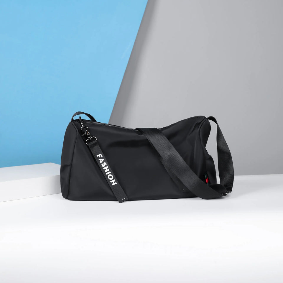 MEN'S CROSSBODY GYM BAG