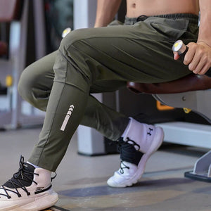 THIN MEN'S JOGGING SWEATPANTS